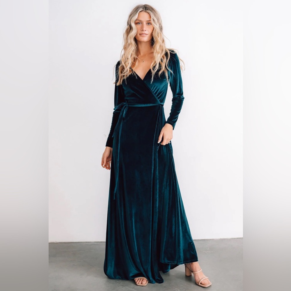 EUC Baltic Born Green Esmerelda Long Sleeve Velvet Wrap Maxi Dress